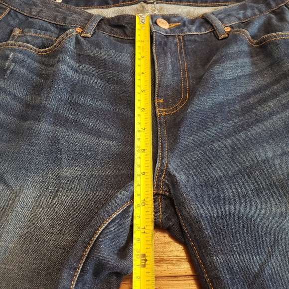 Cabi Malibu Jean Dark Wash Boyfriend Distress Size 8 - Picture 6 of 8